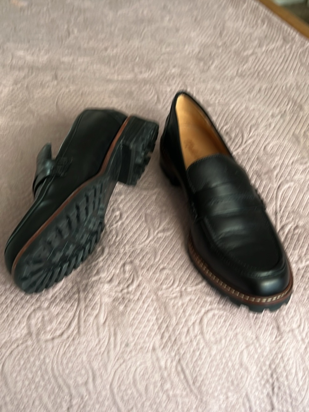 Madewell Classic Black Leather women’s Penny Loafers
